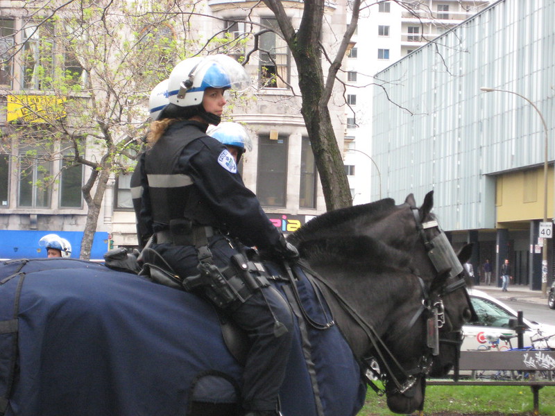 women cops on horses