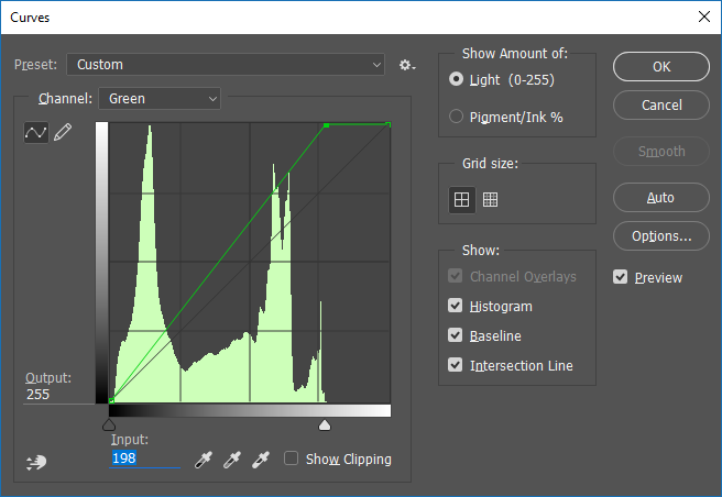 Screencapture of the Adobe® Photoshop® Curves adjustment dialog box, set to adjust the Green channel.
