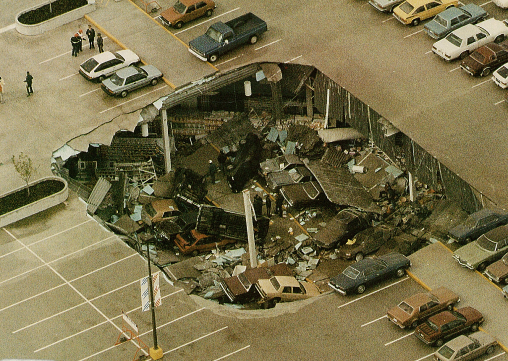 roof top collapse photo