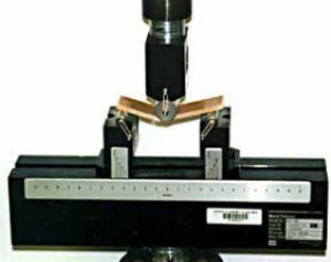 Figure 2.1.2. A device used to measure the flexibility and strength of wood samples.