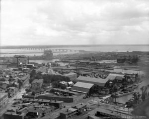 A view of the Montreal docks in 1896 reveals working class housing tucked in among the factories and and works yards. Note the laundry on the line in the lower foreground. (McCord Museum) http://www.musee-mccord.qc.ca/en/collection/artifacts/VIEW-2942