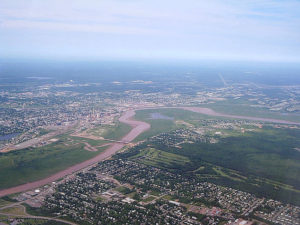 Atlantic cities may have grown more slowly but they took on many of the suburbanized elements of much larger centres, as Moncton reveals from the air. (Author: Sebastien Paquet) https://commons.wikimedia.org/wiki/File:Moncton_aerial_3847.jpg