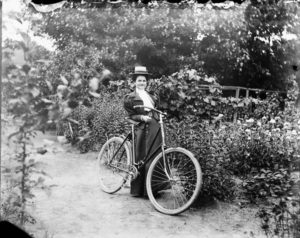 Bicycling became enormously popular in the late 19th century, particularly among women, for whom it offered a new — if sometimes provocative — independence. Mabel Williams in Ottawa, 1898. Credit: Photograph attributed to James Ballantyne/Library and Archives Canada/PA-132274
