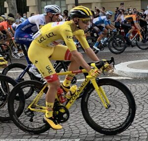 https://upload.wikimedia.org/wikipedia/commons/thumb/5/5b/Tadej_Poga%C4%8Dar_%282020-09-20%29_-_Yellow_jersey_-_Tour_de_France_2020.jpg/512px-Tadej_Poga%C4%8Dar_%282020-09-20%29_-_Yellow_jersey_-_Tour_de_France_2020.jpg