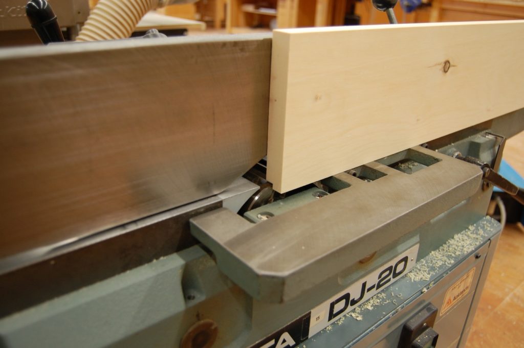 Jointing an edge rabbet