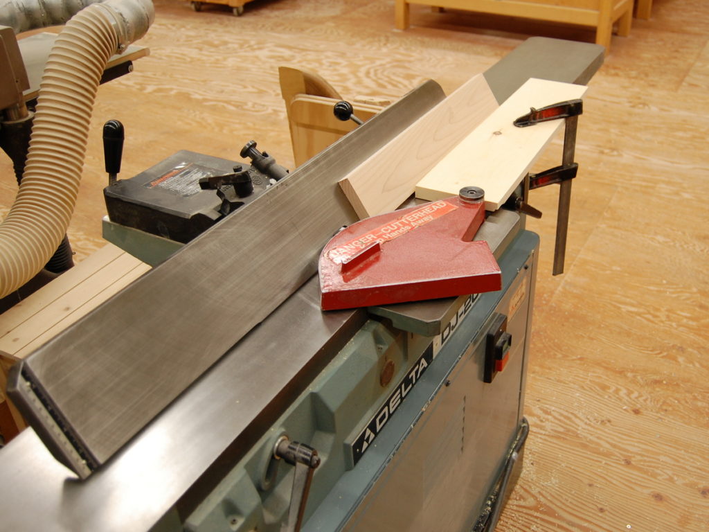 Beveling on the jointer with an edge guide